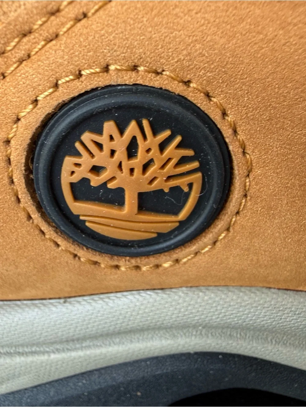New Size 13 Timberland White LedgeMens Waterproof Wheat Brown Suede Hiking Boots